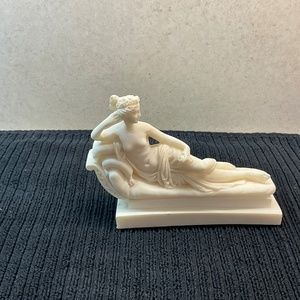 Alabaster Statue 0f Greek Goddess  -Aphrodite- HAND MADE IN GREECE